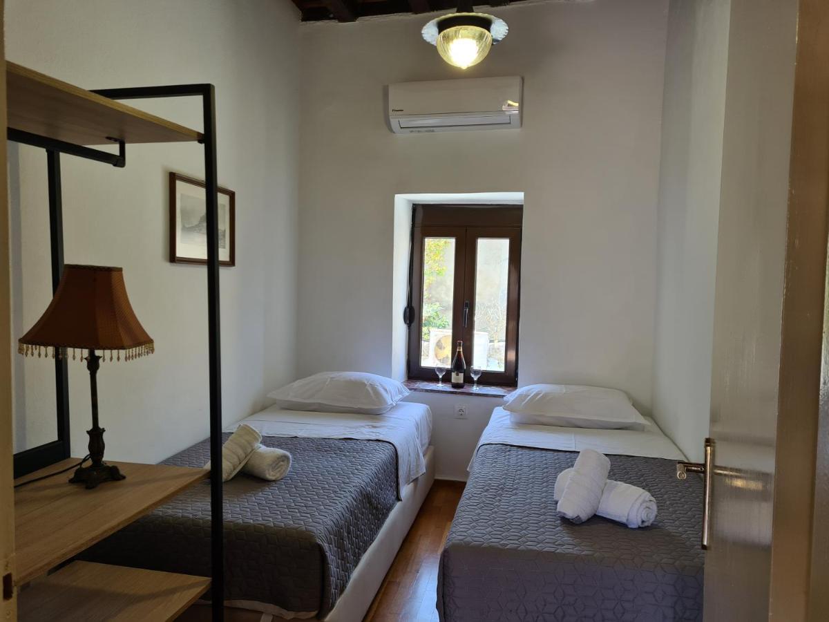 Cosmos Old Town Apartment Rhodes City Exterior photo